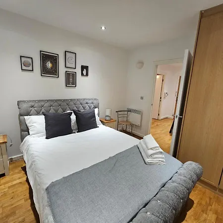 Cozy Flat Close To Central London Exterior foto