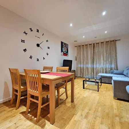 Cozy Flat Close To Central London Exterior foto